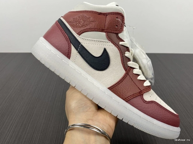 DM9601-200 Jordan Mid Machines AIR Anti-Gravity 1 0720